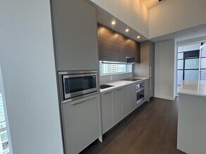 13725-13725 George Jct in Surrey, BC - Building Photo - Building Photo