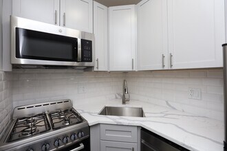 508 W Belmont Ave in Chicago, IL - Building Photo - Building Photo