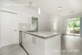 32690 14 Ave in Mission, BC - Building Photo - Building Photo