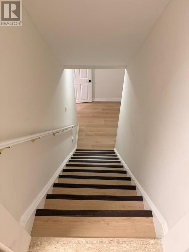 644 Blackwood Blvd in Oshawa, ON - Building Photo - Building Photo