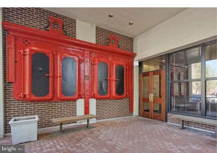 315 New St in Philadelphia, PA - Building Photo