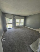 1712 Saint Louis Ave in Louisville, KY - Building Photo - Building Photo