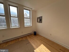 2823 W Girard Ave in Philadelphia, PA - Building Photo - Building Photo