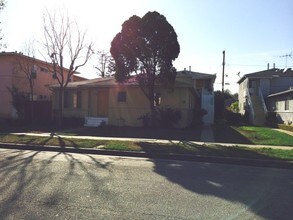 8893 Reading Ave in Los Angeles, CA - Building Photo - Building Photo