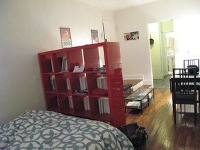 416 E 81st St-Unit -1B in New York, NY - Building Photo - Building Photo