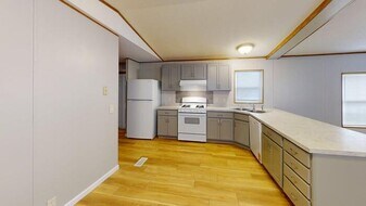 147 American Ave in Bismarck, ND - Building Photo