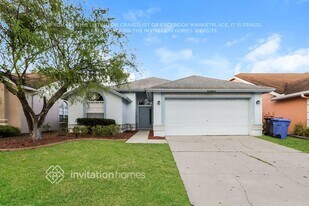 10914 Kenbrook Dr in Riverview, FL - Building Photo