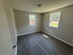 5814 Gregory St in Fayetteville, NC - Building Photo - Building Photo