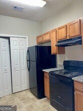 3609 Ginnis Rd, Unit 4 in Atlanta, GA - Building Photo - Building Photo