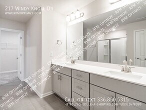 217 Windy Knl Dr in Graham, NC - Building Photo - Building Photo