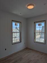 36 Regent St-Unit -2 in Boston, MA - Building Photo - Building Photo