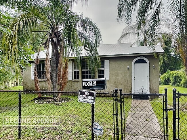 property at 1015 Ontario St