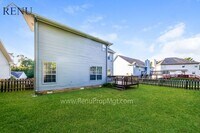 130 Ashford Ln photo'