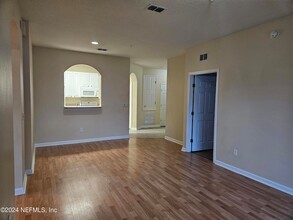 7801 Point Meadows Dr, Unit 2101 in Jacksonville, FL - Building Photo - Building Photo