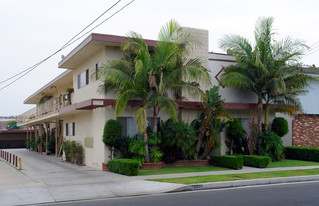 12220 Grevillea Ave Apartamentos