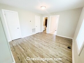 909 Harris St in Burlington, NC - Building Photo - Building Photo