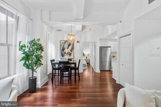 1500 Chestnut St in Philadelphia, PA - Building Photo - Building Photo