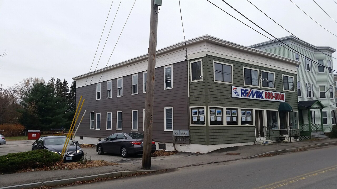 685 Massabesic St in Manchester, NH - Building Photo