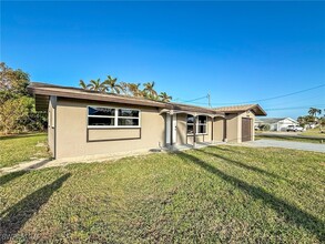 5406 Bayshore Ave in Cape Coral, FL - Building Photo - Building Photo