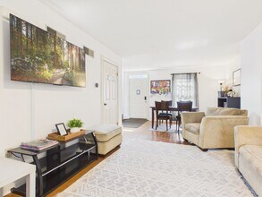 919 Grand St in Harrisburg, PA - Building Photo - Building Photo