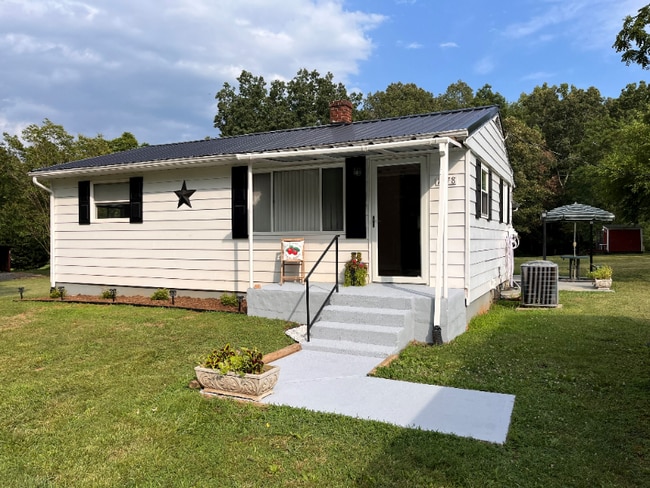 property at 1078 Heirloom Rd