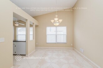 9782 Fox Chapel Rd in Tampa, FL - Building Photo - Building Photo