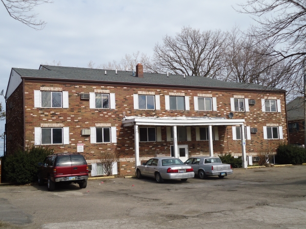 Shore Harbour in Lorain, OH - Building Photo