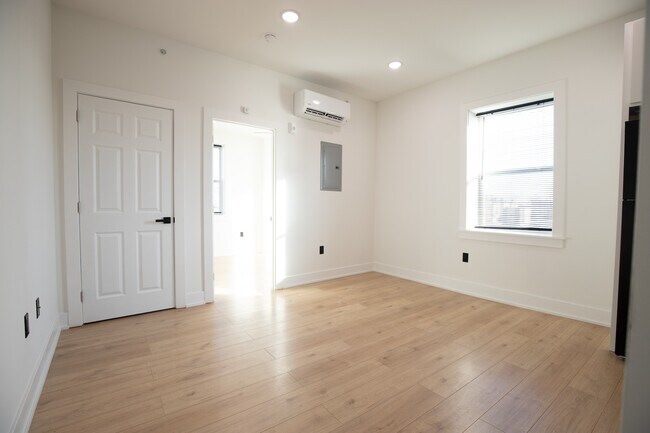 6231 Walton Ave in Philadelphia, PA - Building Photo - Building Photo