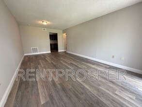 4151 S Semoran Blvd in Orlando, FL - Building Photo - Building Photo