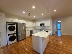 252 Newbury St, Unit 3M in Boston, MA - Building Photo