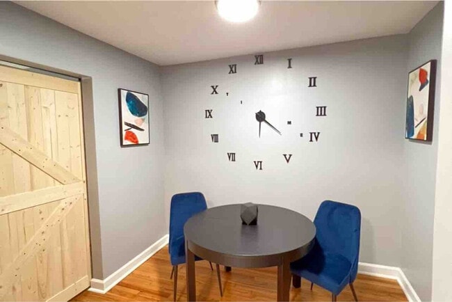 7047 Hampton Ave in St. Louis, MO - Building Photo - Building Photo