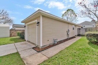 2037 Marquesas Ln in Pensacola, FL - Building Photo - Building Photo