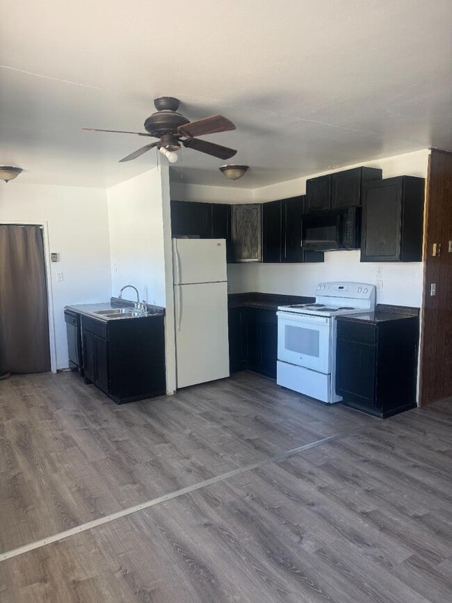 119 Paper Collar Row in Diamondville, WY - Building Photo - Building Photo