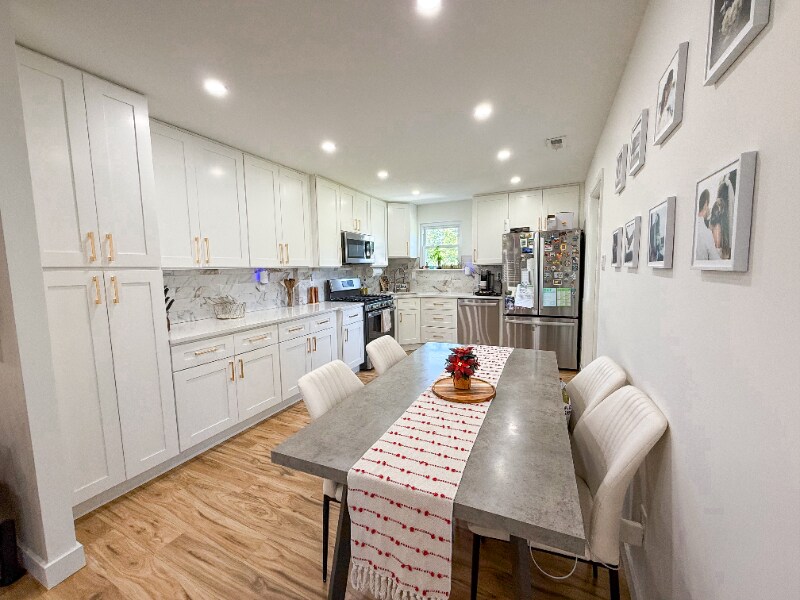 3300 Johns Ct in Bensalem, PA - Building Photo