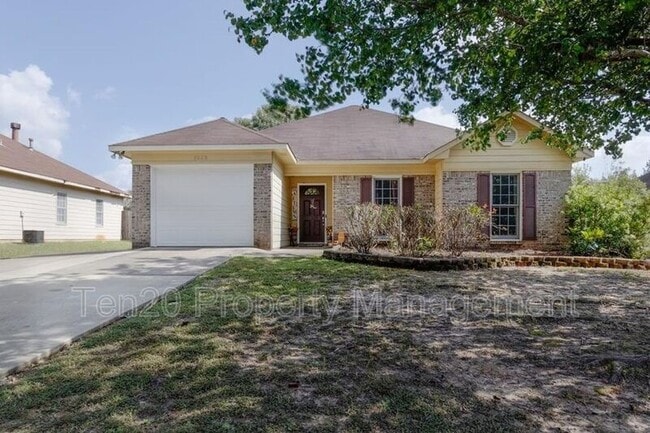 property at 6028 N Pointe Dr