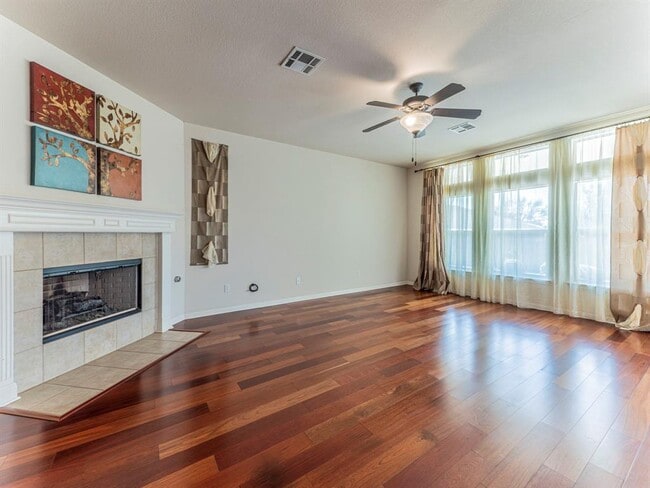 11909 Timber Heights Dr in Austin, TX - Building Photo - Building Photo