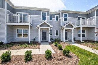 4279 Chelsea Mnr Cir in Aurora, IL - Building Photo - Building Photo