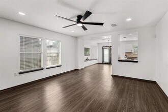 7525 Springtime Trail in Austin, TX - Building Photo - Building Photo