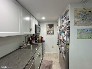 1600 Prince St in Alexandria, VA - Foto de edificio - Building Photo