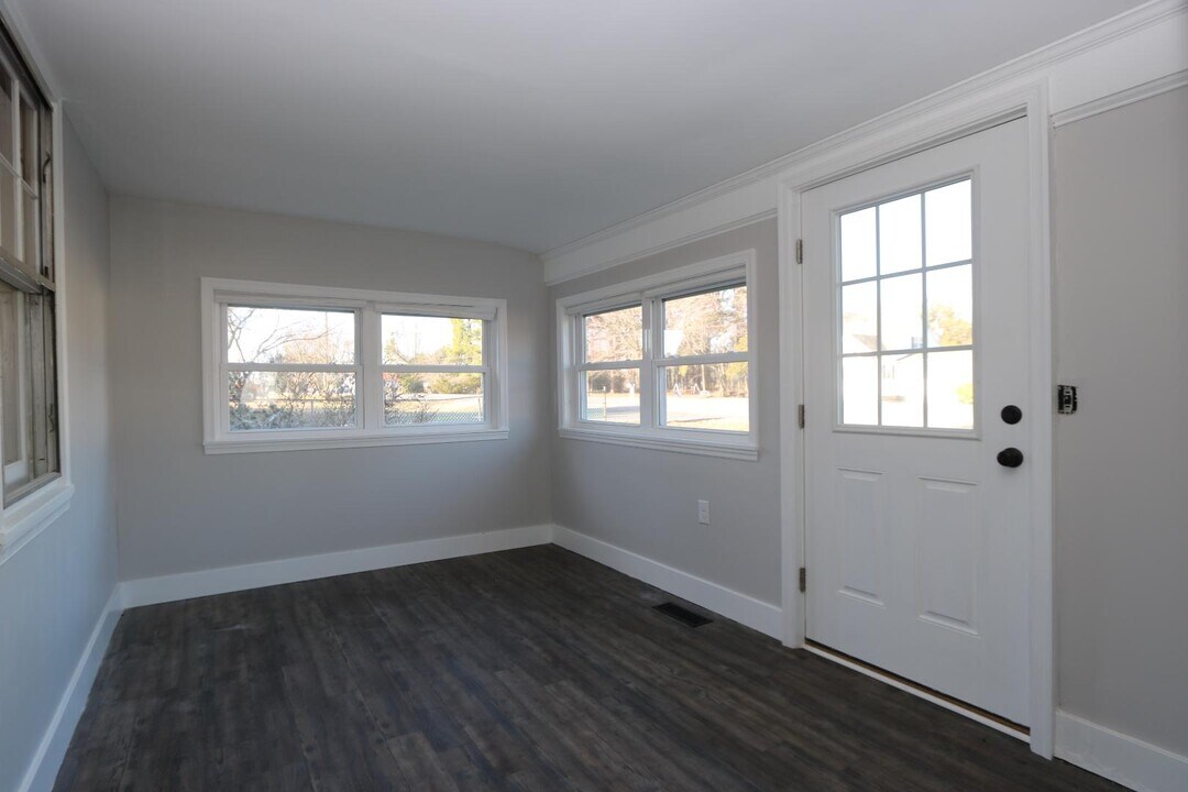 2046 Bypass Rd in Pocomoke City, MD - Building Photo