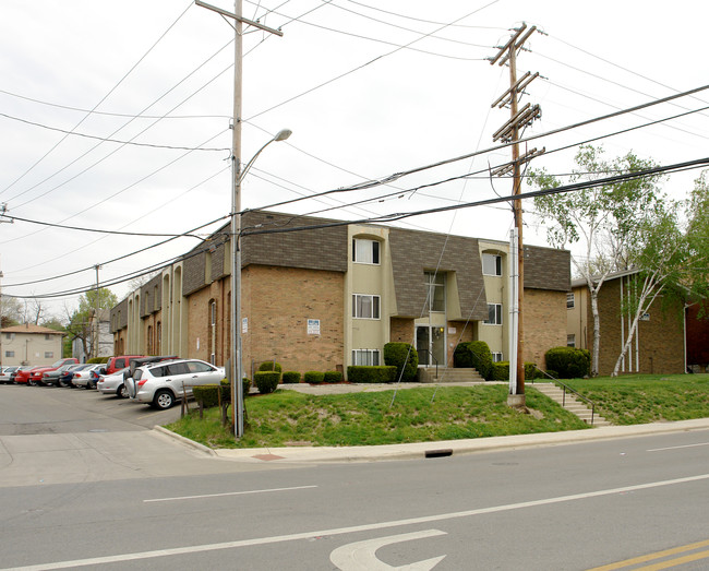 30 E Lane Ave in Columbus, OH - Building Photo - Building Photo