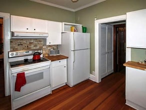 705 W 3rd St in Dubuque, IA - Building Photo - Building Photo