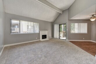 The Orchard Apartments in Citrus Heights, CA - Foto de edificio - Building Photo