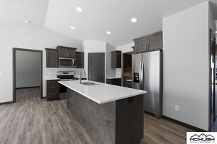 1525 Liberty Ave in Neenah, WI - Building Photo