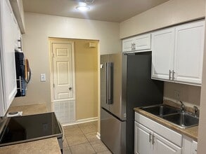 14421 Morrison Rd in New Orleans, LA - Building Photo - Building Photo