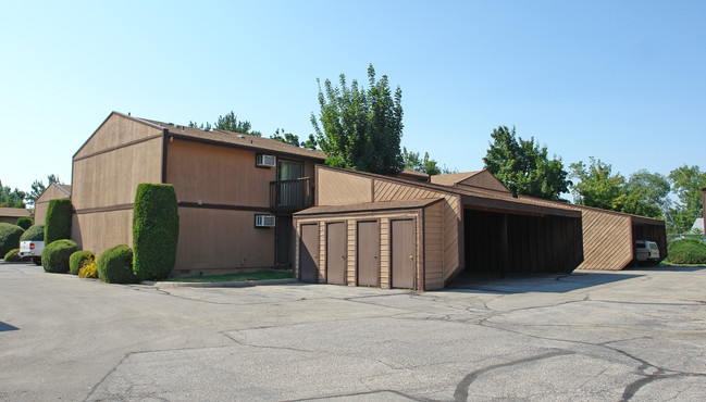 Cole Meadows Apartments in Boise, ID - Building Photo - Building Photo