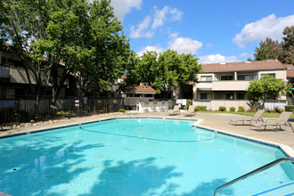 Victoria Park Apartments in Fremont, CA - Building Photo - Building Photo