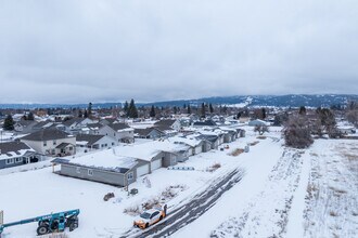 1715 N Selkirk Rd in Spokane Valley, WA - Building Photo - Building Photo