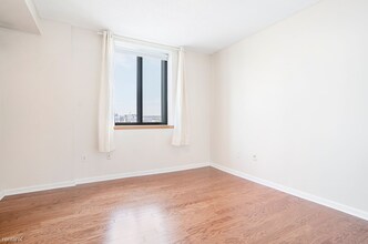 169 Monsignor O'Brien Highway-Unit -Apt 210 in Cambridge, MA - Building Photo - Building Photo