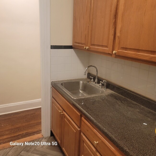 514 77th St, Unit 2nd floor